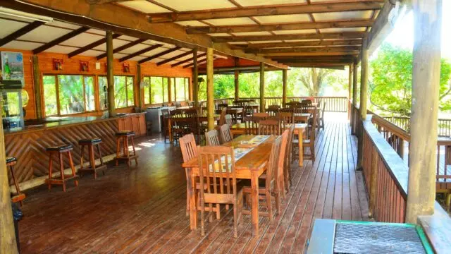 Hippo-Water-Front-Lodge-6