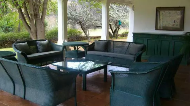 Nooitgedacht-Trout-Lodge-14