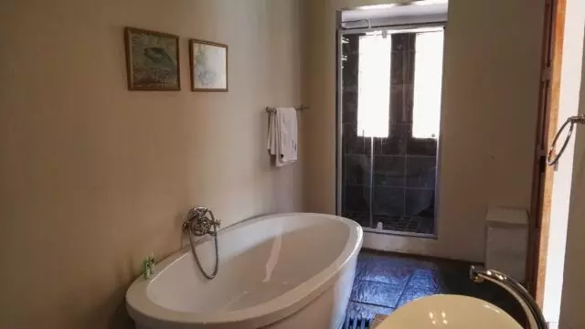 Nooitgedacht-Trout-Lodge-8