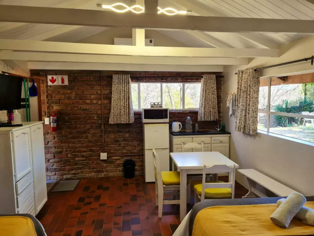 Bass-Feather-Country-Lodge-Caravan-park-11
