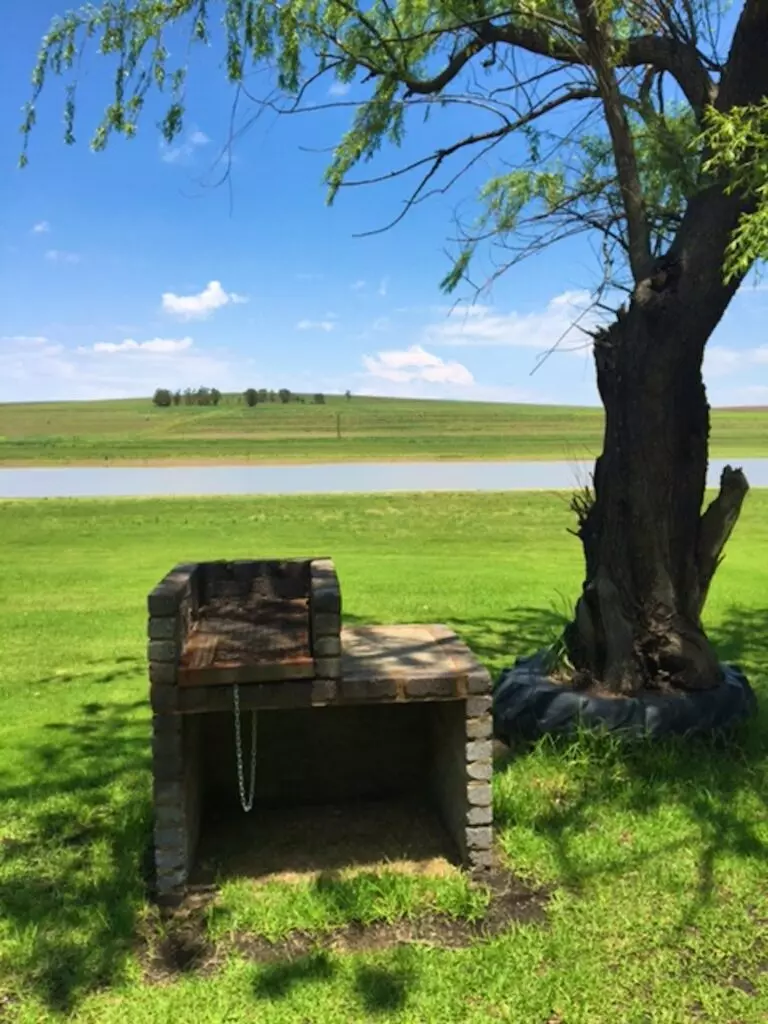 Bass-Feather-Country-Lodge-Caravan-park-14